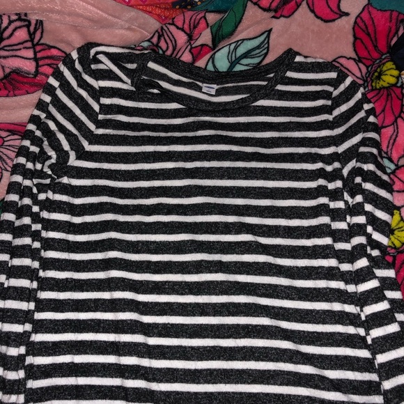 Old navy stripped shirt - Picture 1 of 1